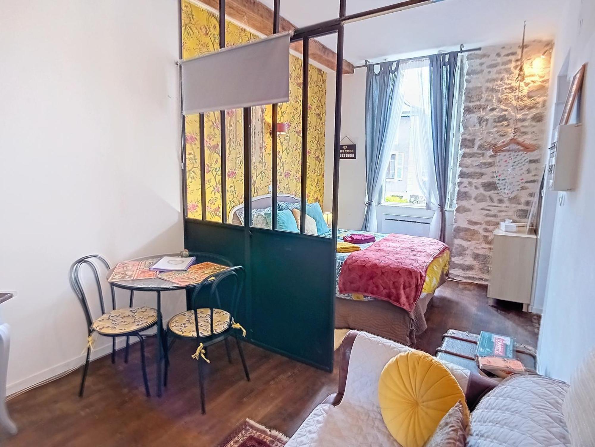 Les Glycines Oloron Hotel Kültér fotó